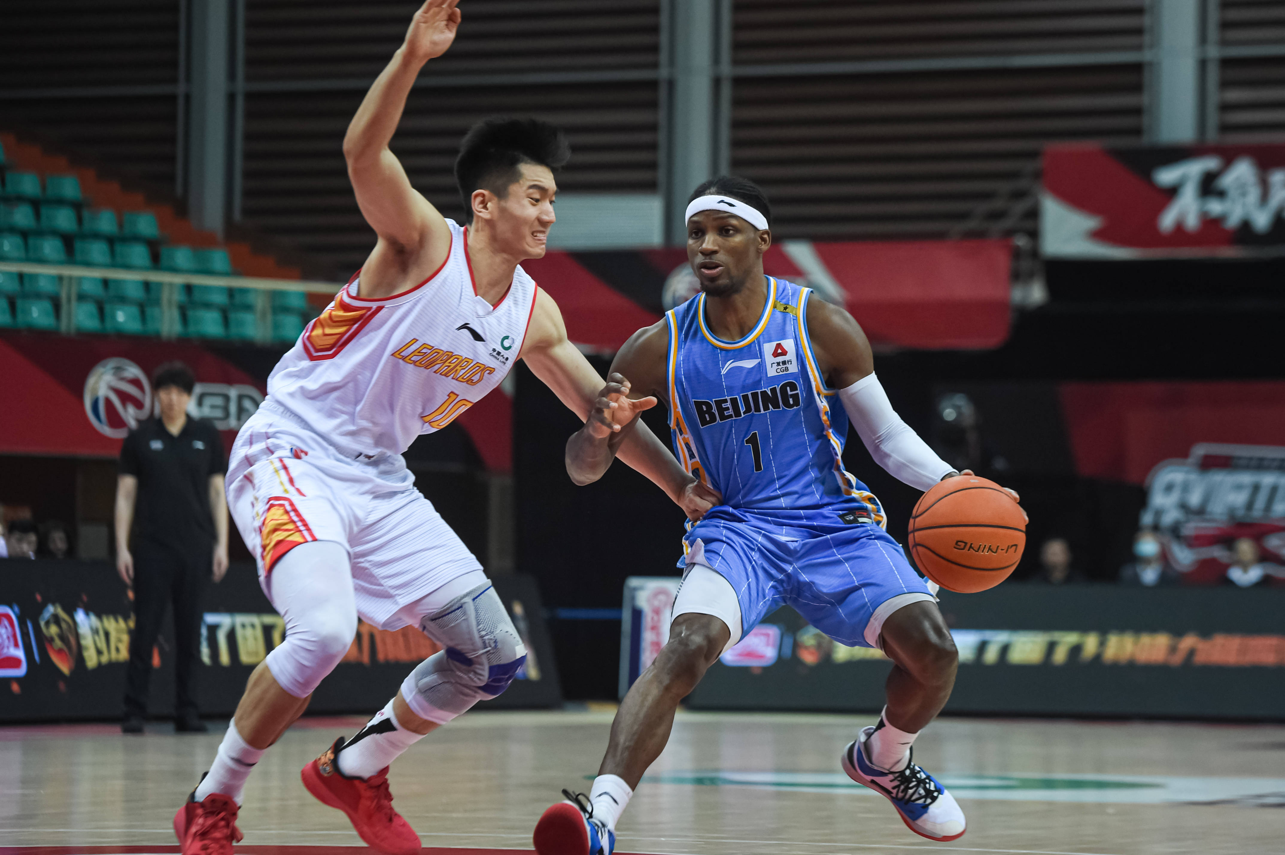 还奠定了比 还奠定了比