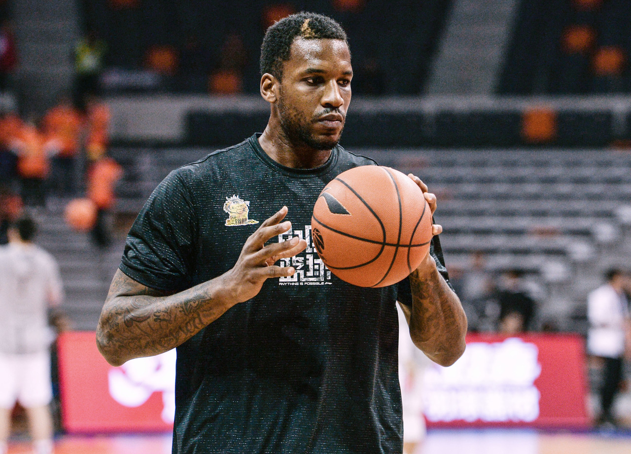 到手指发麻 到手指发麻