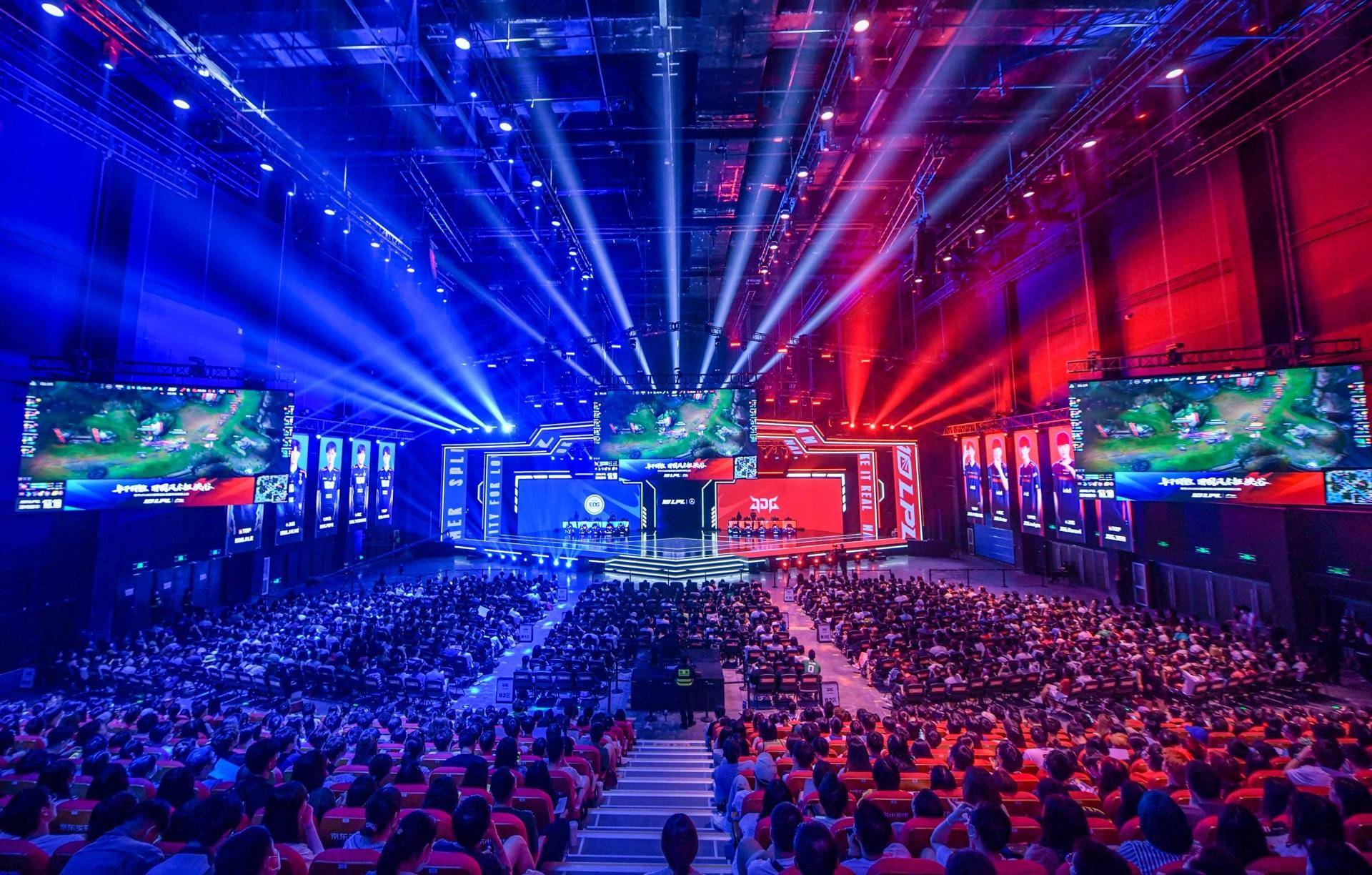 他为球队提 他为球队提