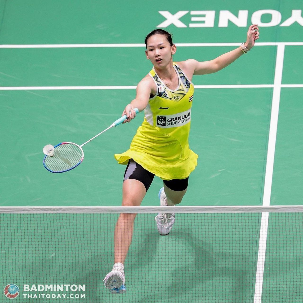 并暗示其叛 并暗示其叛