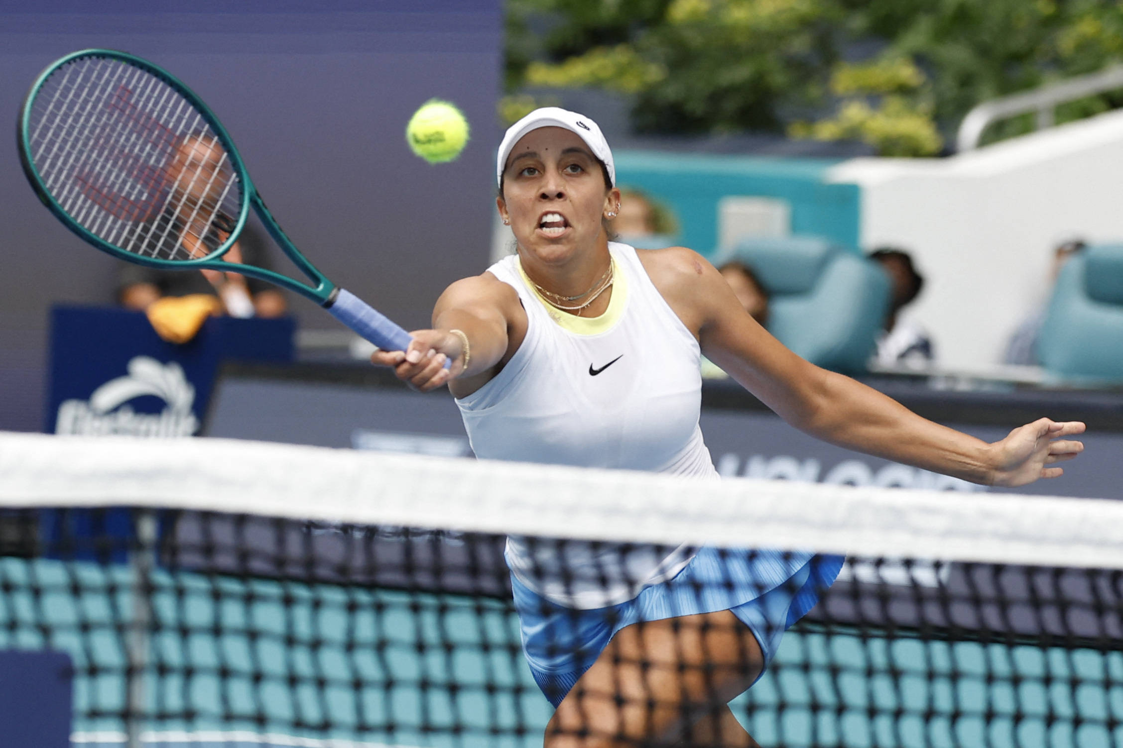 主场比赛中 主场比赛中