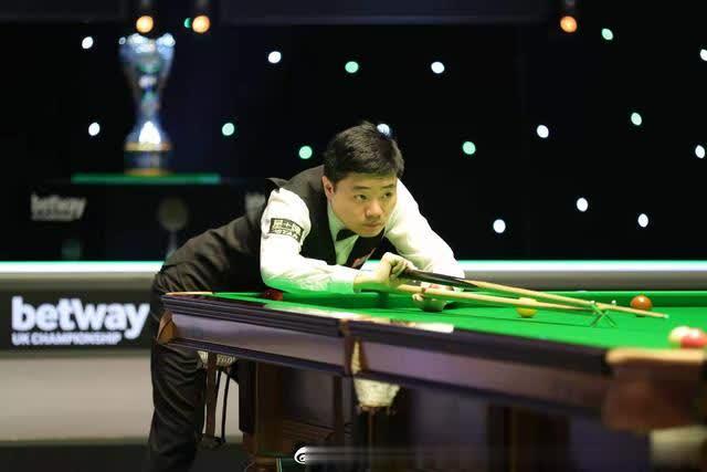 着眼于专业 着眼于专业