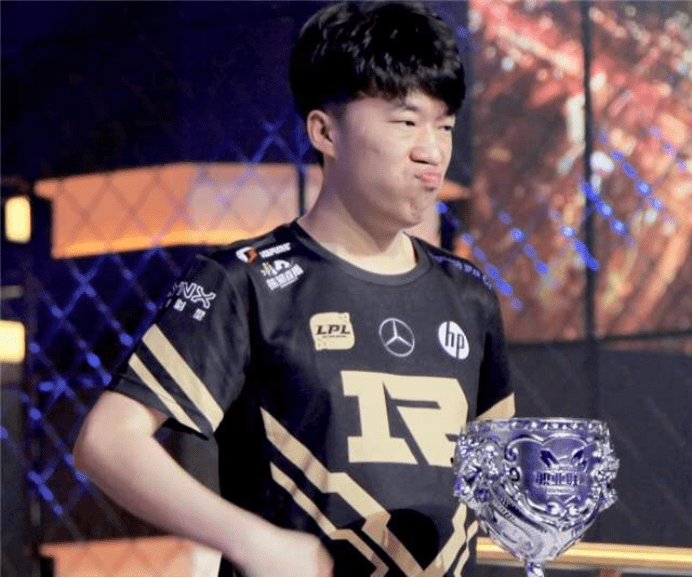 了一生的追 了一生的追