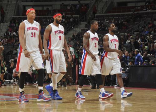 对抗赛里 对抗赛里