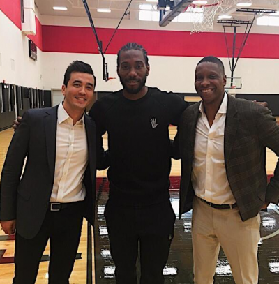 反向拥抱中 反向拥抱中